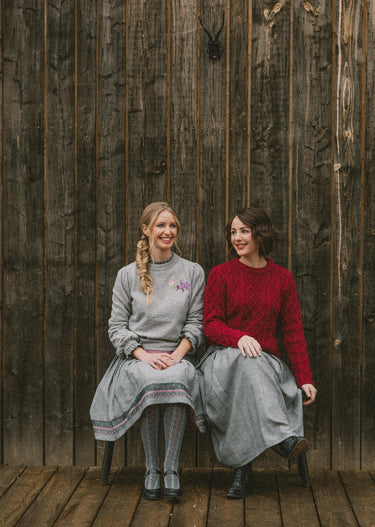 Strickpullover mit Blumenmotiv