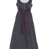 Umstandsdirndl mit grafischem Muster